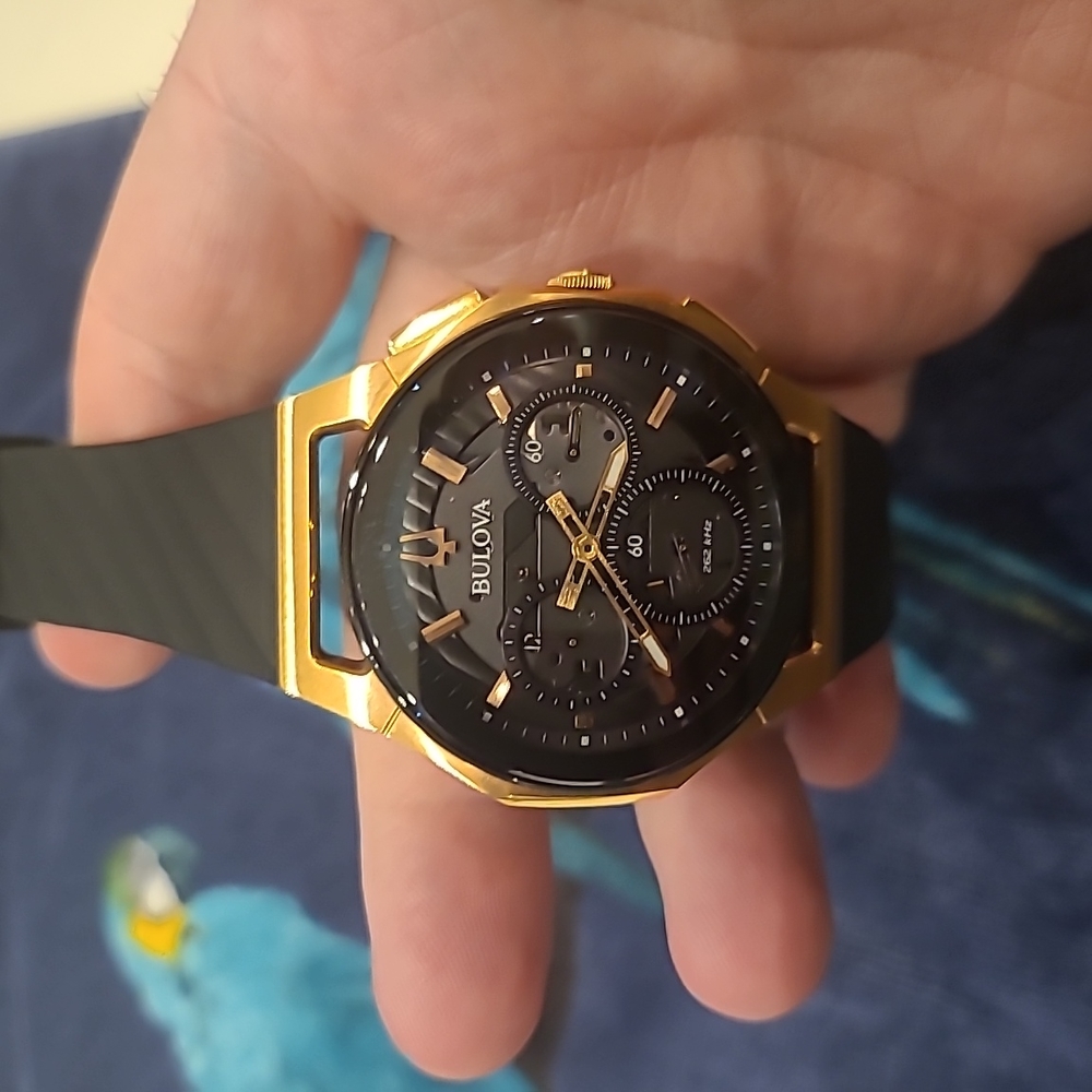 Bulova curv